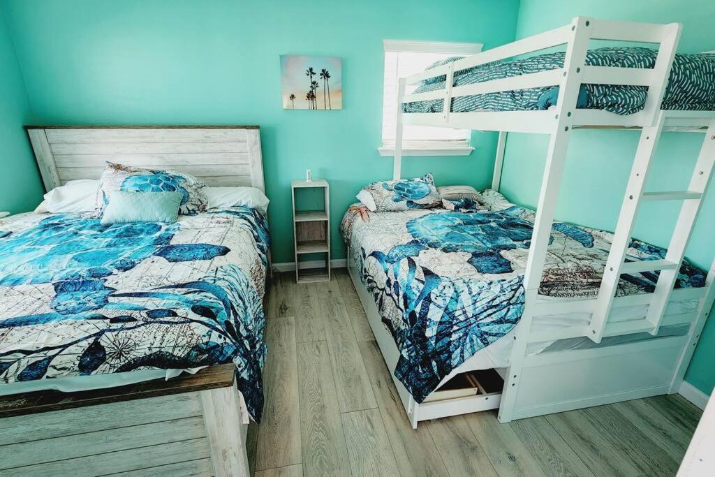 Acapulco - Upstairs Beachview Beauty 50 Steps To A Private Beach! Byot Galveston Exterior photo